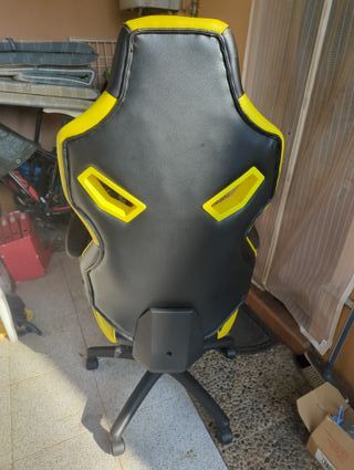 Silla Gamer Negra y Amarilla