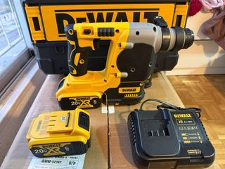 Taladro percutor 20V