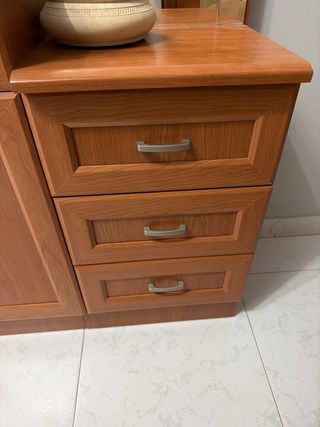 Recibidor entrada madera y cristal