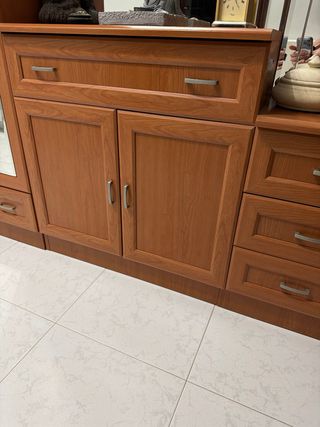 Recibidor entrada madera y cristal