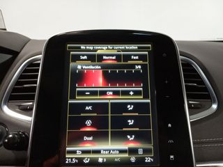 Renault Espace Initiale Paris