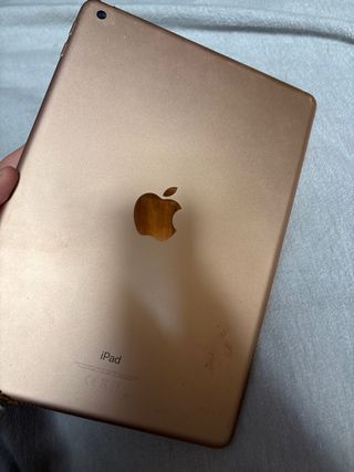 iPad 7ª Gen (2019) Dorado
