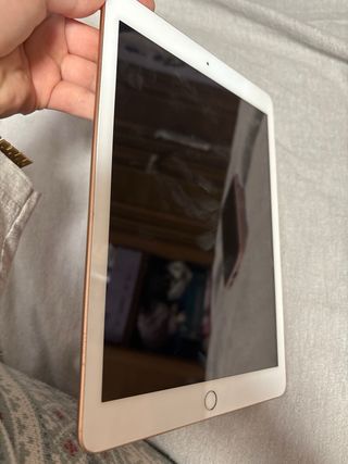 iPad 7ª Gen (2019) Dorado