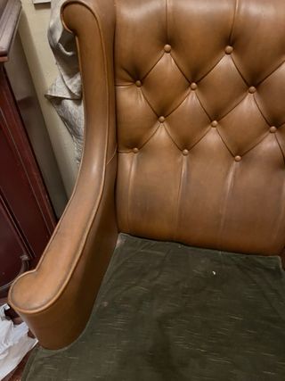 Sillón vintage piel camel capitoné