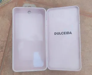 Lata Vacía iPhone 6 Dulceida