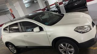 Nissan Qashqai+2 2010