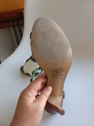 Sandalias Colcci Tacon Tachuelas Verde