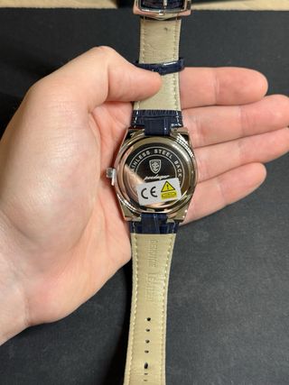 Reloj Poedagar Azul y Plateado