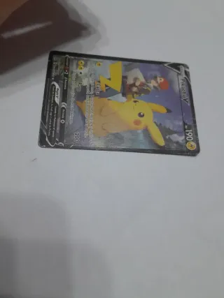 Carta Pokémon Pikachu V 190 HP