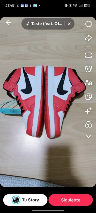 Zapatillas Jordan Mujer Rojas y Blancas