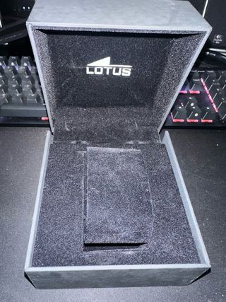 Reloj Lotus Freedom Malla Milanesa Negra