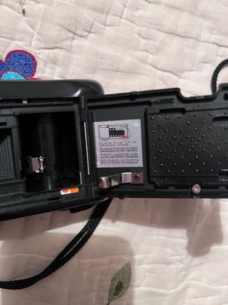 Cámara Minolta AF101R carrete