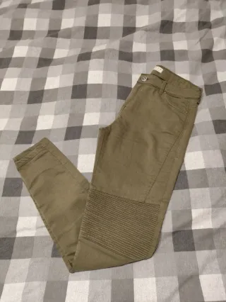 Pantalón Bershka  T. M