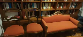 Conjunto de 2 sillas y 1 sillón