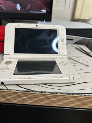 Nintendo 3DS XL Blanca y juegos