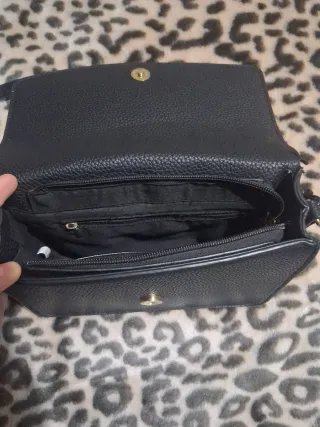 Borsetta in pelle nera