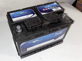 Batería Coche Techno Max 12V 71Ah 640A.