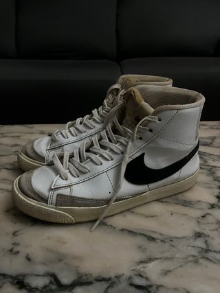 Zapatillas Nike Blazer Blancas y Grises