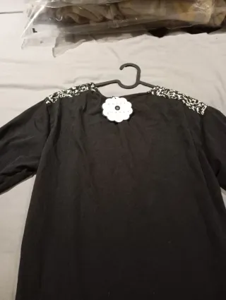 Vestido negro DAISY STREET M