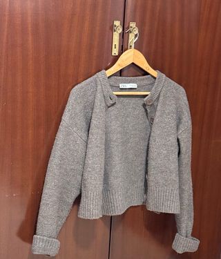 Chaqueta Zara marrón botones