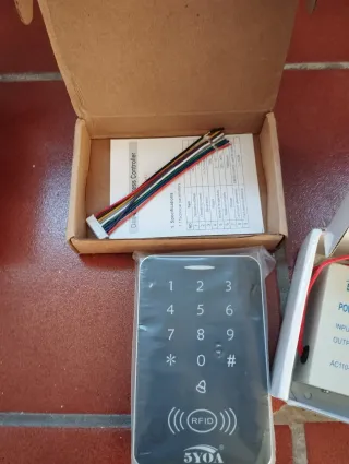 Kit Control Acceso Puerta Teclado y Llaveros