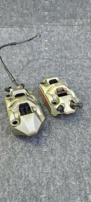 Pinzas Brembo Ducati Diavel 1200