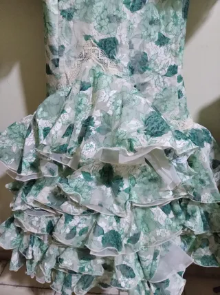 Traje de gitana verde y blanco