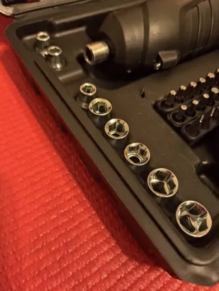 Atornillador a batería USB