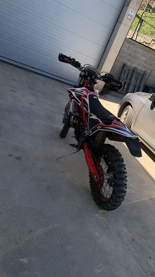 Beta rrt, 300 Roja, inf por privado (enduro.)