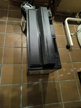 Pecera  de 100 litros con filtro, tierra y adornos