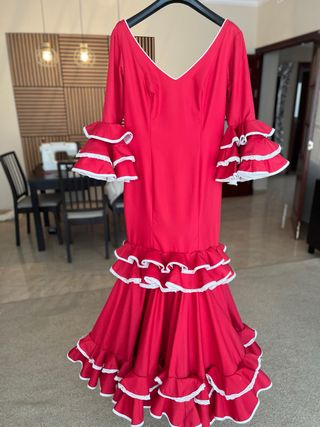 Traje de flamenca rojo