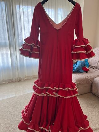 Traje de flamenca rojo