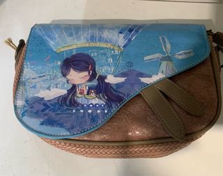 Bolso bandolera con estampado de niña