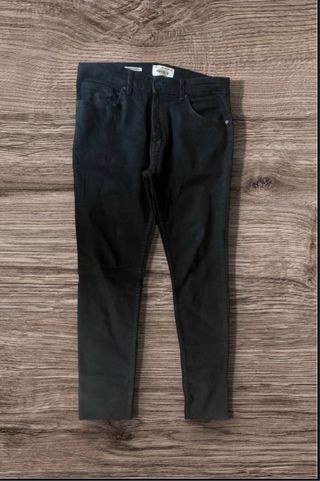 Pull&Bear Pantalón Vaquero Negro Largo