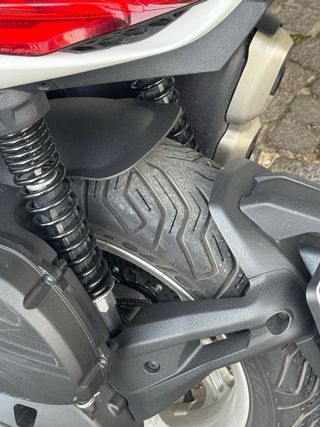 Piaggio Beverly 400 hpe Scooter