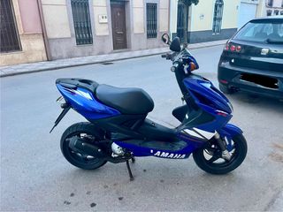 Yamaha Aerox 50 R Azul