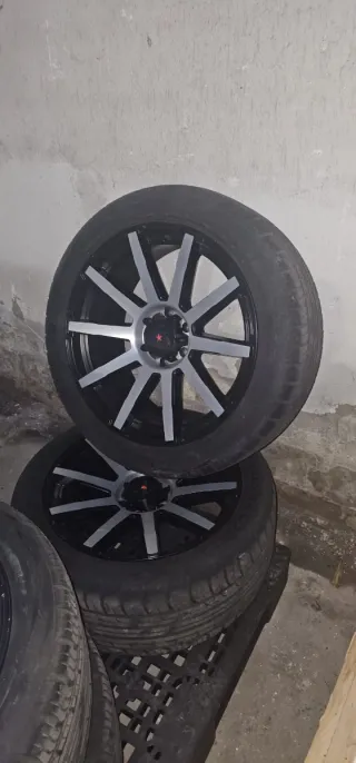 Llantas XD847 22 6x139.7 Toyota Nissan