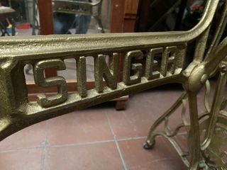 PR0391 - Base maquína coser Singer