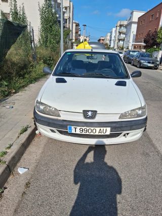 🚗 Peugeot 306 1.4 gasolina – Año 1999