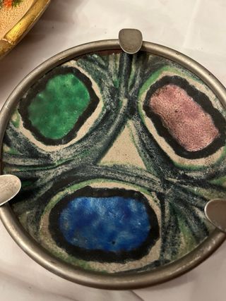 Cenicero Vintage Trípode Esmaltado