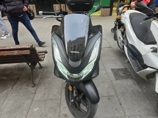 Honda PCX 125 Negra