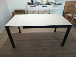 Mesa de cocina porcelánica extensible