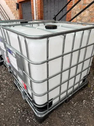 Depósito agua 1000L