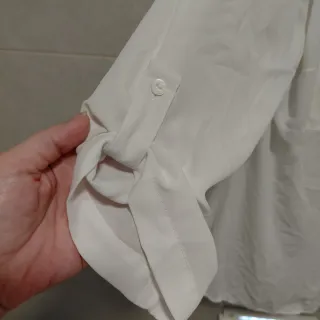 Camisa blanca vaporoso marca Couchel talla M