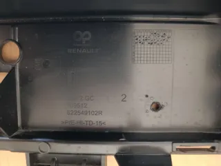 Rejilla Delantera Renault Clio V