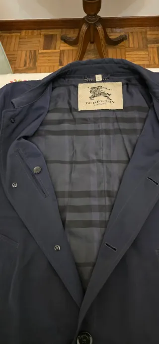 Gabardina Burberry Azul