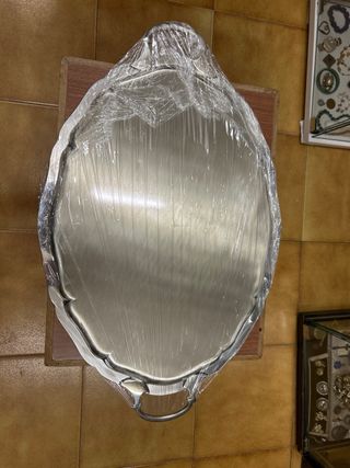 Vassoio da portata in metallo