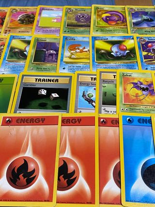 32 cartas pokémon FOSSIL inglés