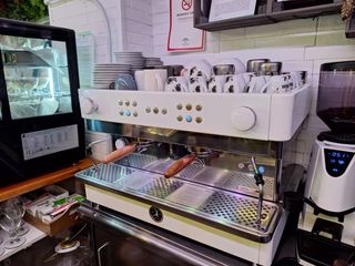 La San Marco NEW 105 E Máquina Café Profesional