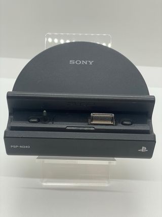 Consola Sony PSP Go + Base de Carga